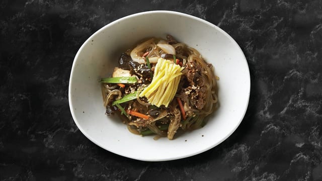 Stir-Fried Glass Noodles with Mushroom Lunch.