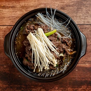 Bulgogi in Stone Pot Lunch