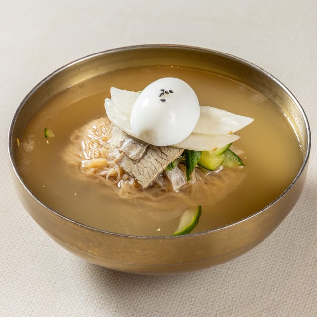 Regular Kudzu Noodle in Beef Broth.